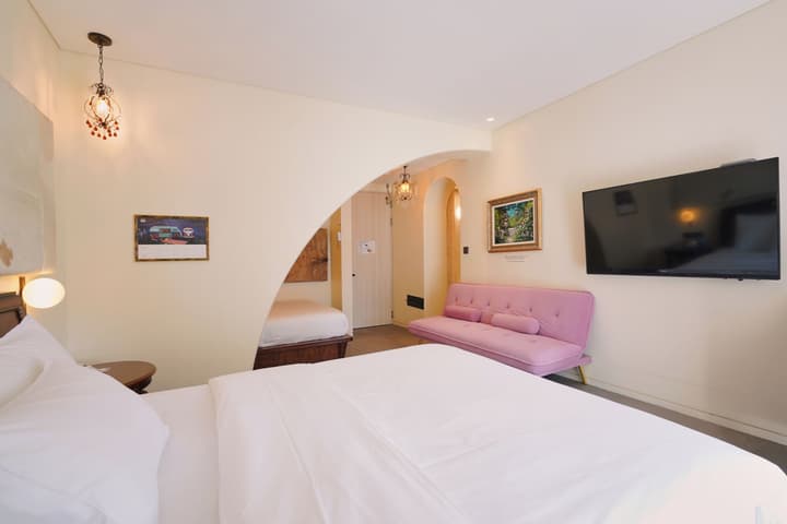 Le Mong Hotel