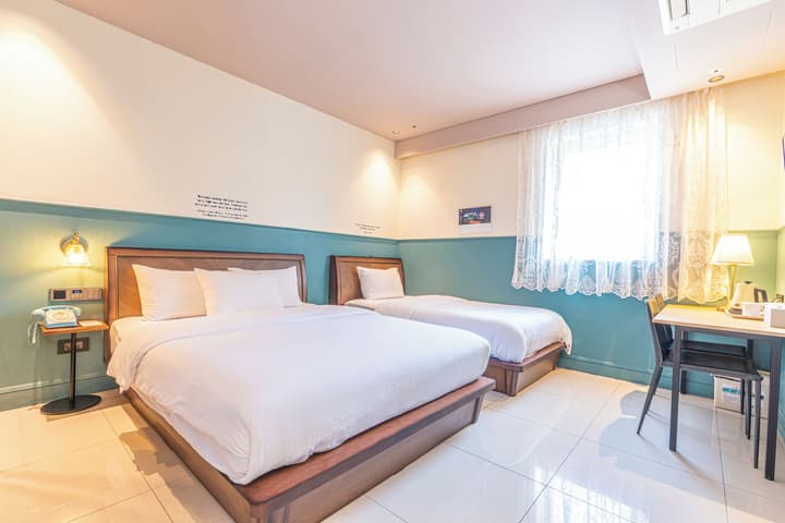 Le Mong Hotel