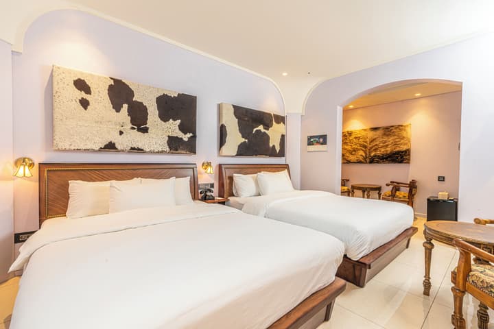 Le Mong Hotel