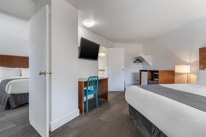 Stoke Hotel SureStay Collection by Best Western