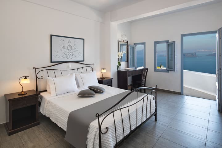 Apanemo Hotel