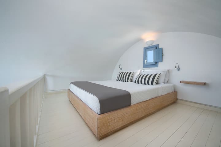 Apanemo Hotel