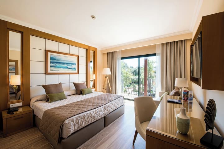 PortAventura Hotel Roulette - Includes unlimited access to PortAventura Park & 1 day access to Ferrari Land
