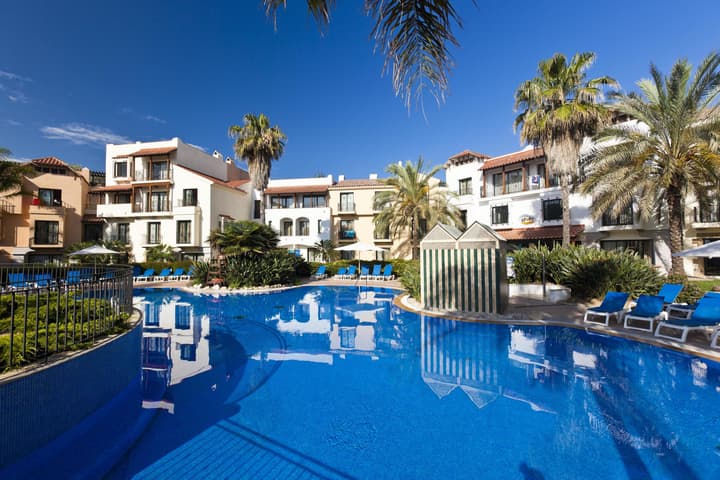 PortAventura Hotel Roulette - Includes unlimited access to PortAventura Park & 1 day access to Ferrari Land