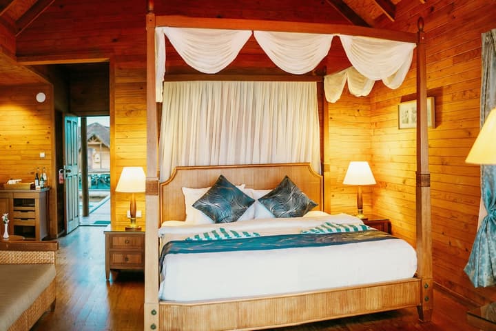 Fihalhohi Island Resort