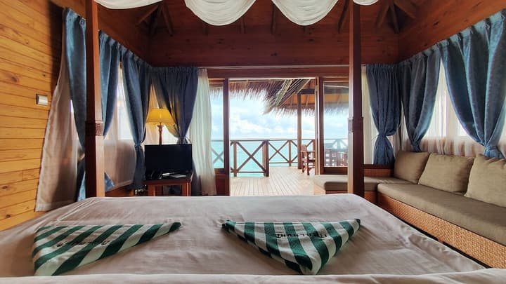 Fihalhohi Island Resort