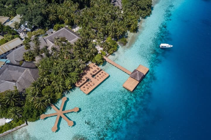 Fihalhohi Island Resort