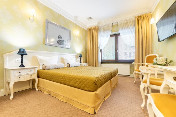 SleepWalker Boutique Suites