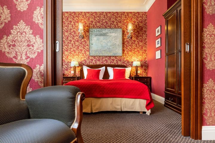 SleepWalker Boutique Suites