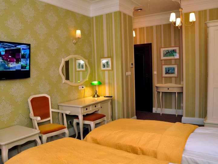 SleepWalker Boutique Suites