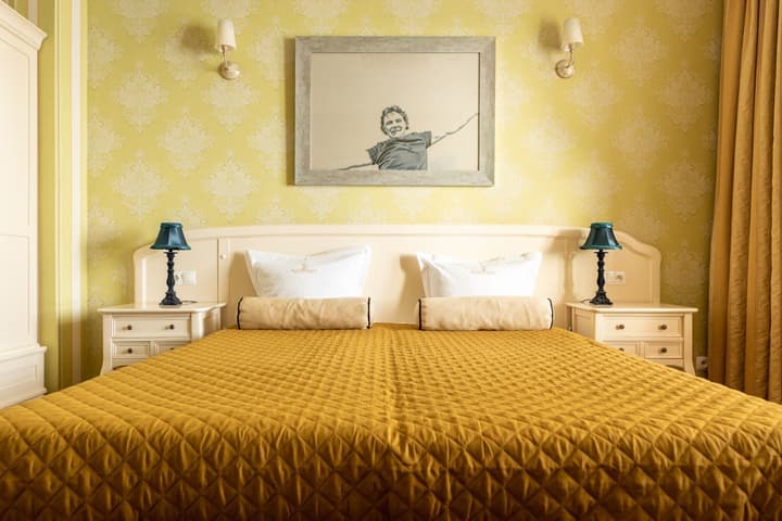 SleepWalker Boutique Suites