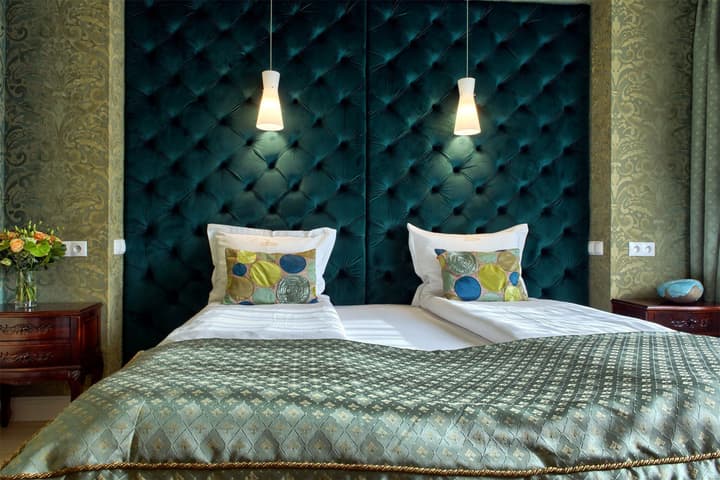 SleepWalker Boutique Suites