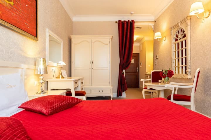 SleepWalker Boutique Suites