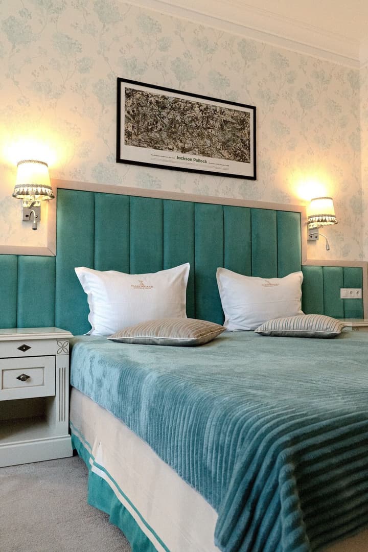 SleepWalker Boutique Suites