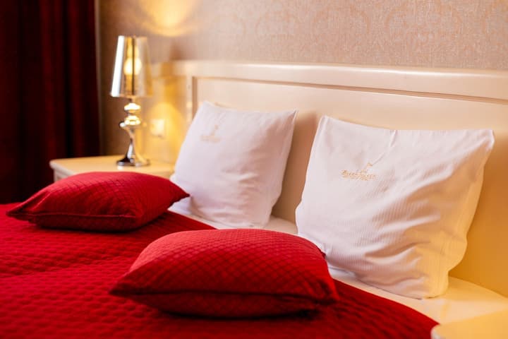 SleepWalker Boutique Suites