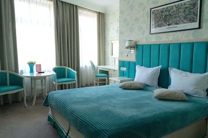 SleepWalker Boutique Suites