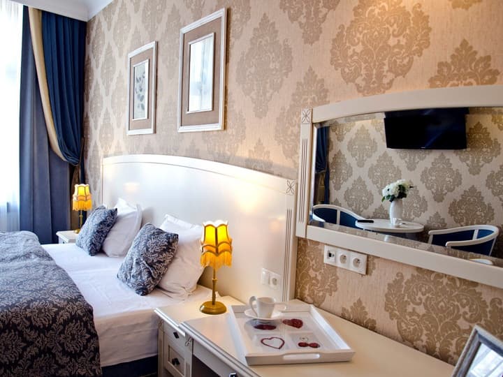 SleepWalker Boutique Suites