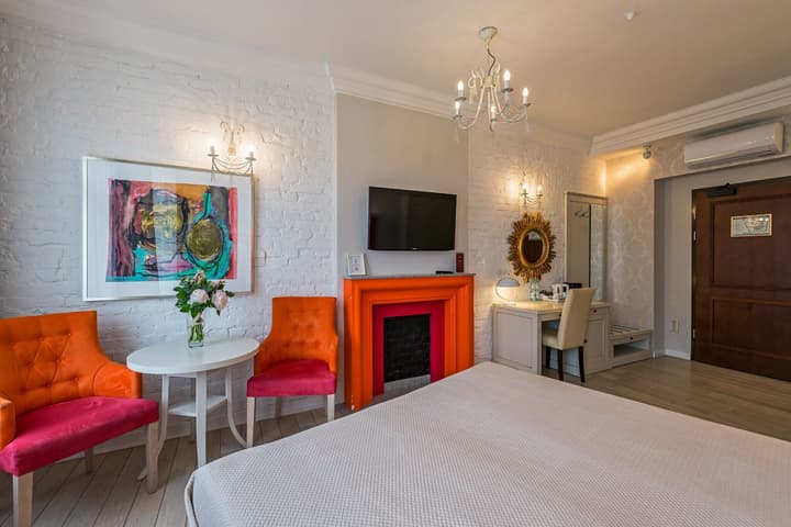 SleepWalker Boutique Suites