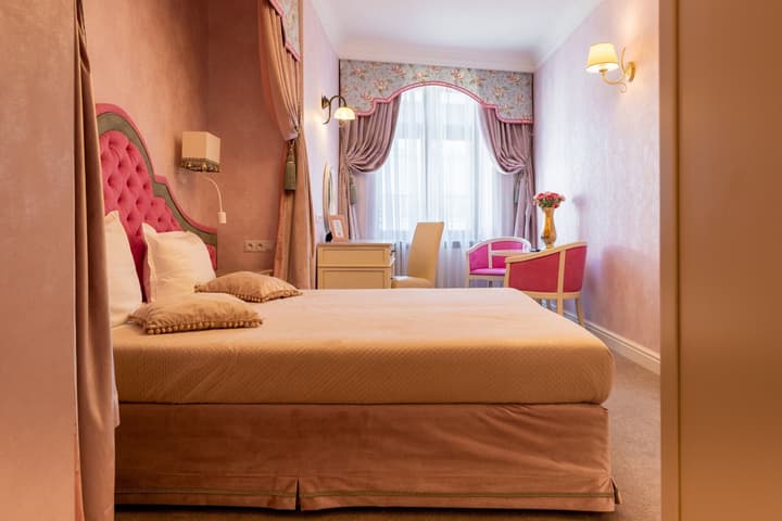 SleepWalker Boutique Suites