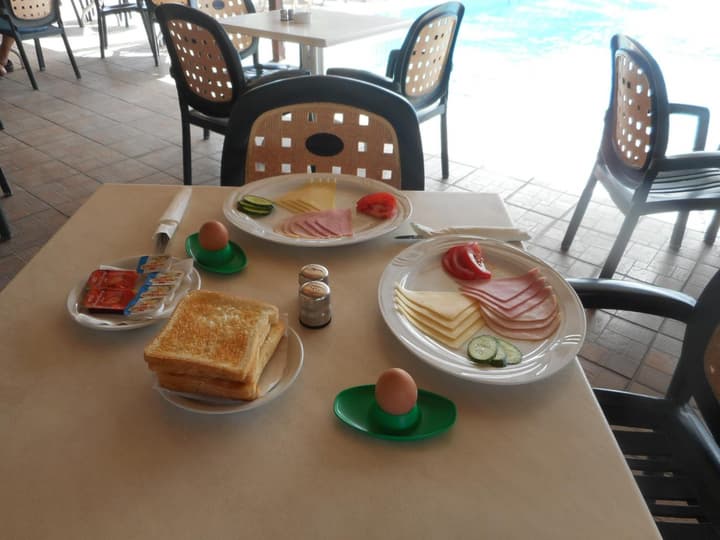 Kkaras Hotel