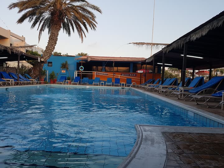 Kkaras Hotel