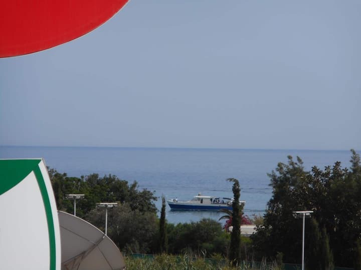 Kkaras Hotel
