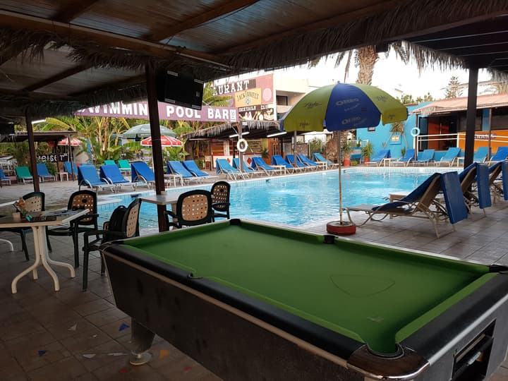 Kkaras Hotel