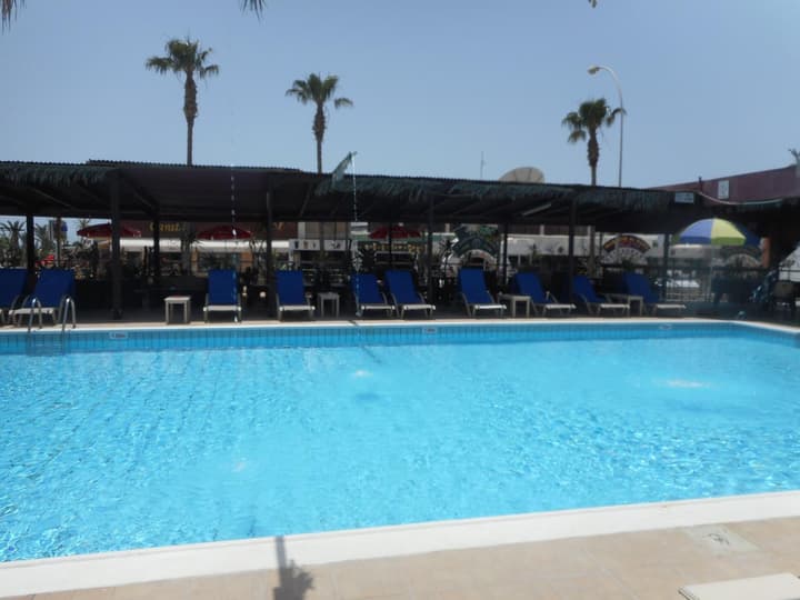 Kkaras Hotel