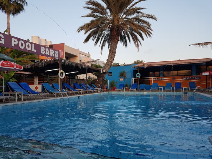 Kkaras Hotel