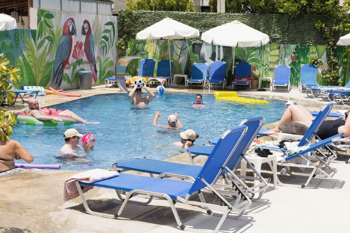Alecos Hotel Apartments