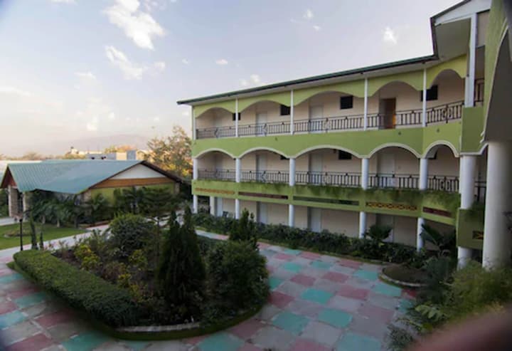 Kemael Hotel
