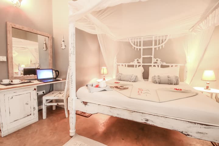 Sahari Zanzibar