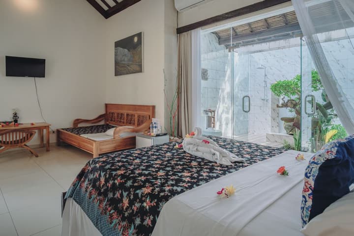 Frangipani Beach Hotel