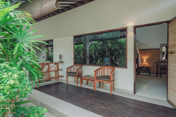 Frangipani Beach Hotel