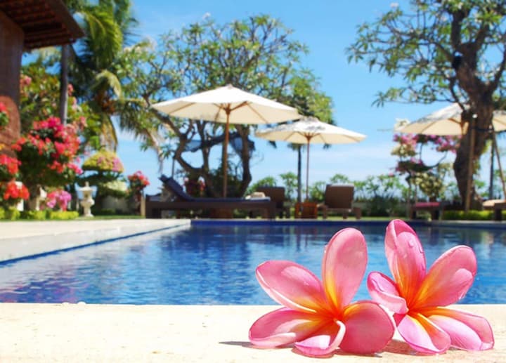Frangipani Beach Hotel