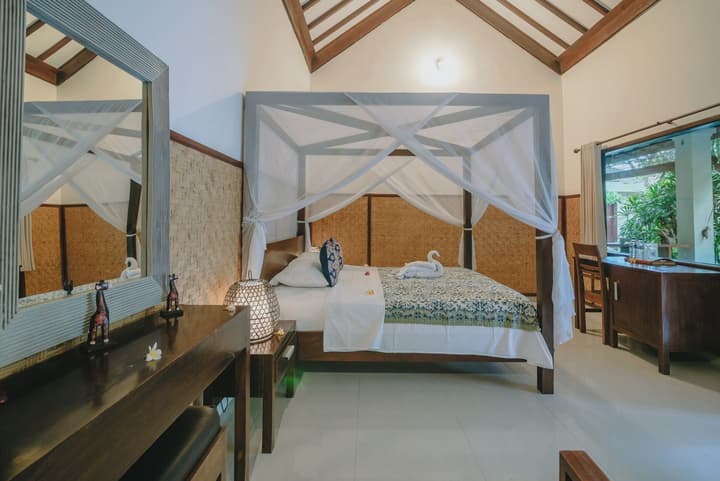 Frangipani Beach Hotel