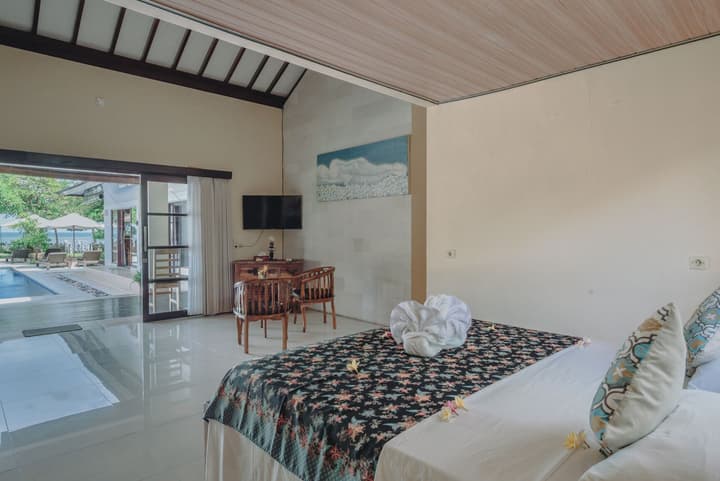 Frangipani Beach Hotel
