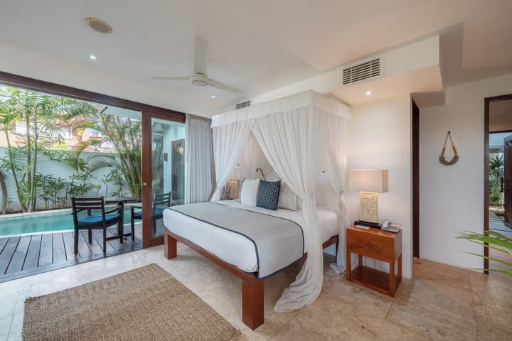 Batu Karang Lembongan Resort & Spa