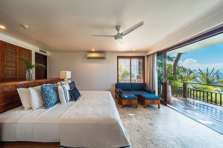 Batu Karang Lembongan Resort & Spa