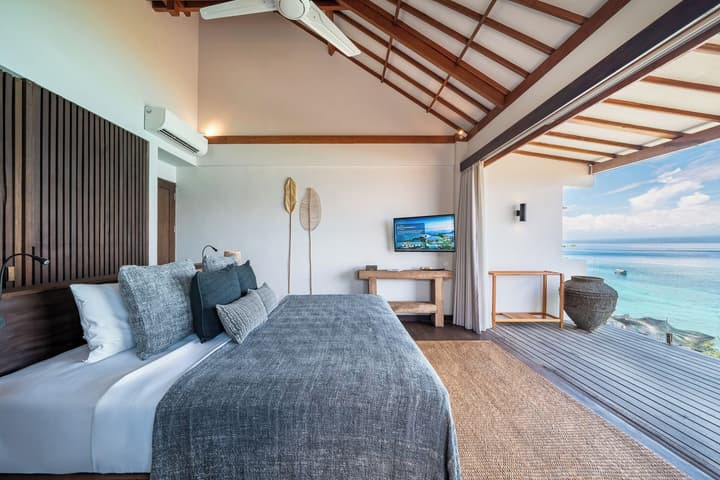 Batu Karang Lembongan Resort & Spa