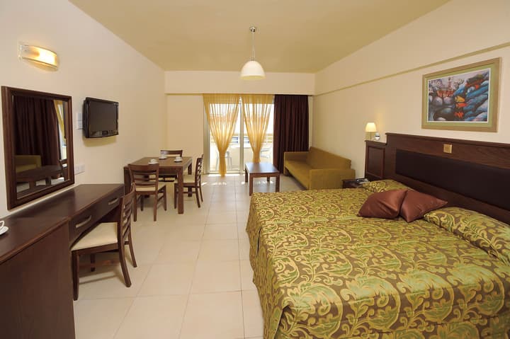 Euronapa Hotel