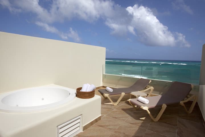 Akumal Bay Beach & Spa Resort All Inclusive