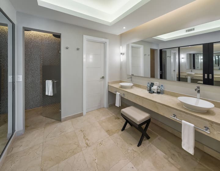 Royalton CHIC Punta Cana, An Autograph Collection All-Inclusive Resort & Casino – Adults Only