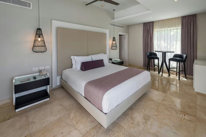 Royalton CHIC Punta Cana, An Autograph Collection All-Inclusive Resort & Casino – Adults Only
