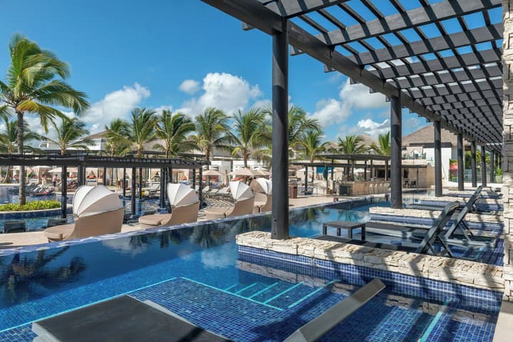Royalton CHIC Punta Cana, An Autograph Collection All-Inclusive Resort & Casino – Adults Only