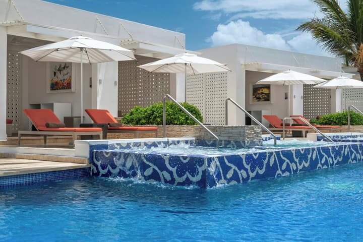 Royalton CHIC Punta Cana, An Autograph Collection All-Inclusive Resort & Casino – Adults Only