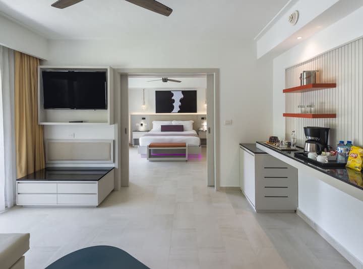 Royalton CHIC Punta Cana, An Autograph Collection All-Inclusive Resort & Casino – Adults Only