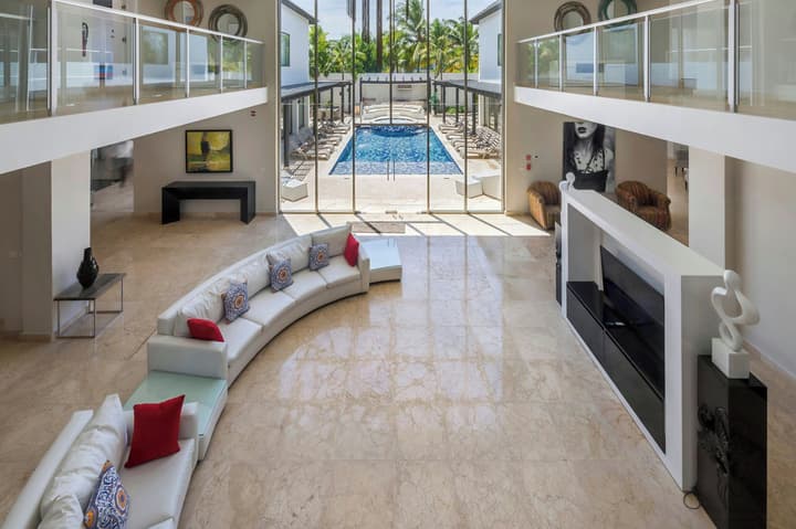 Royalton CHIC Punta Cana, An Autograph Collection All-Inclusive Resort & Casino – Adults Only