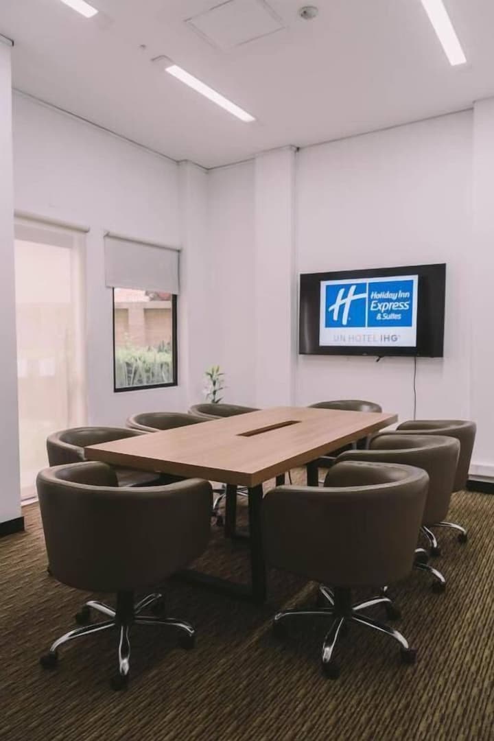 Holiday Inn Express & Suites Bogota DC