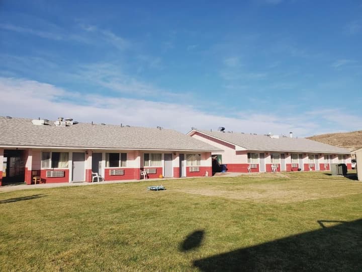 Budget Inn Express